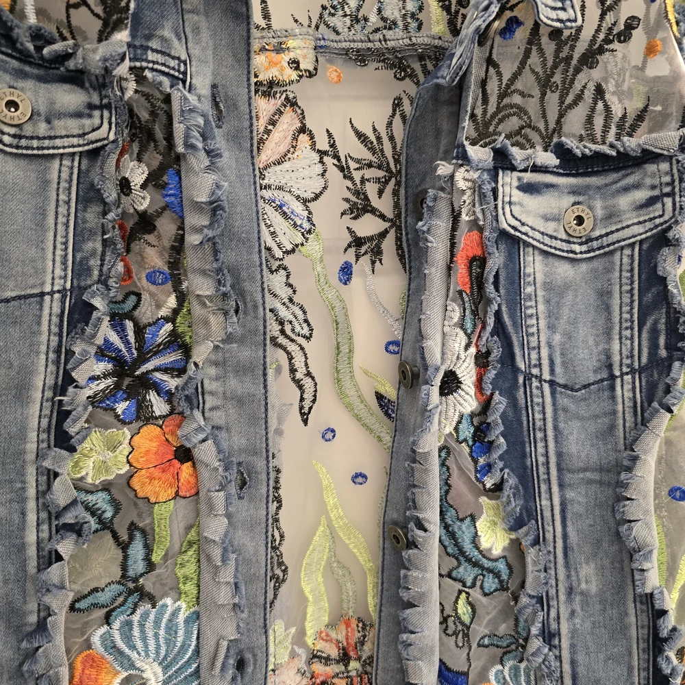 Ethel Clothing Floral Embroidered Jacket - Picture 5 of 5